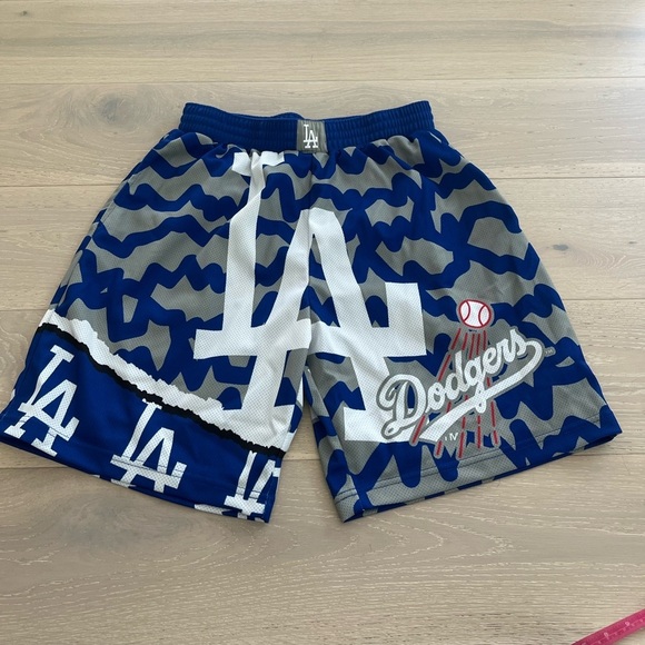 Mitchell & Ness Jumbotron 2.0 Sublimated Dodgers Shorts Mens Blue sz Large - Picture 3 of 8